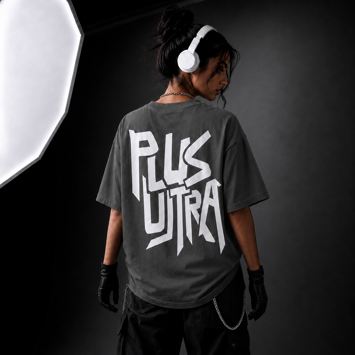 PLUS ULTRA Oversized Tee